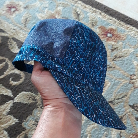 *Host Pick*Under Armour Armourvent ladies hat - Picture 10 of 16